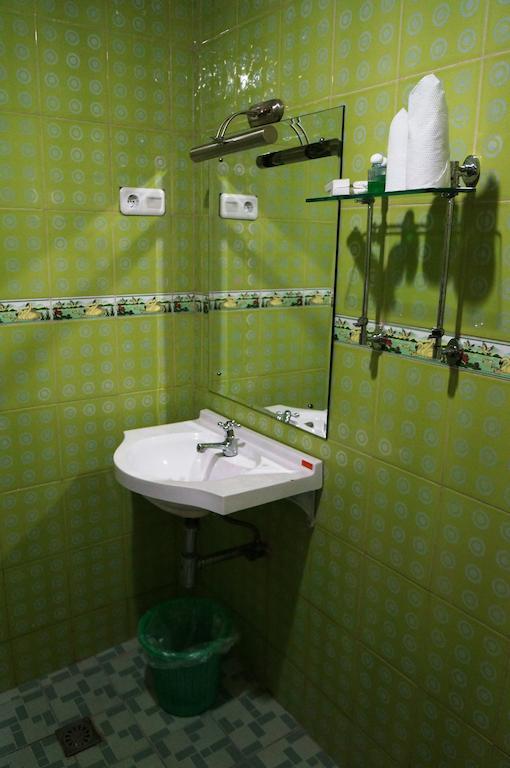 Edotel Minangkabau Padang  Værelse billede